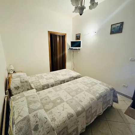 Conte Cavour Apartman Peschici